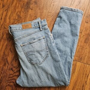 Lee Riders High Rise Relaxed Skinny Jeans Size 16